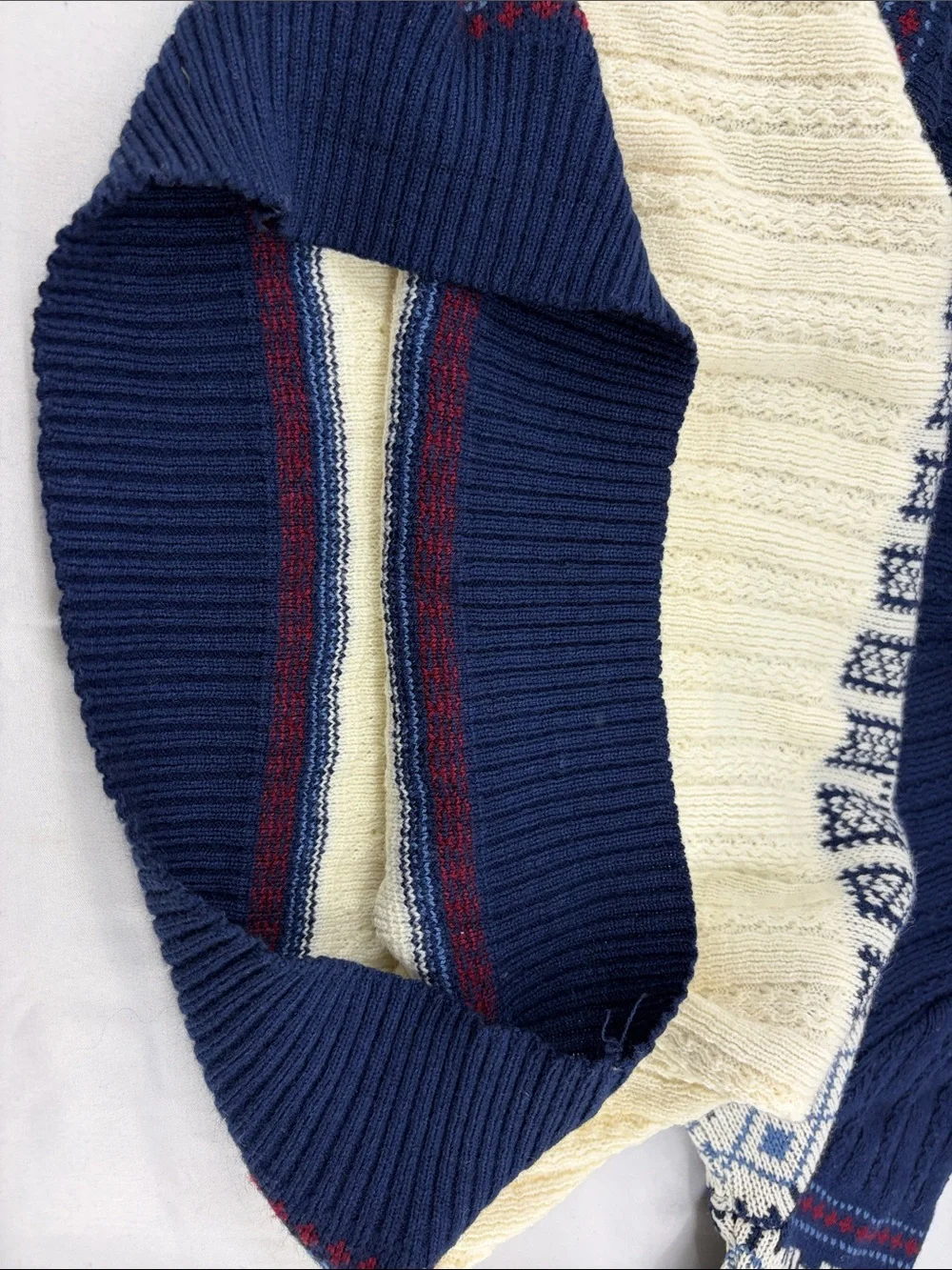 KP Collection sweater excellent